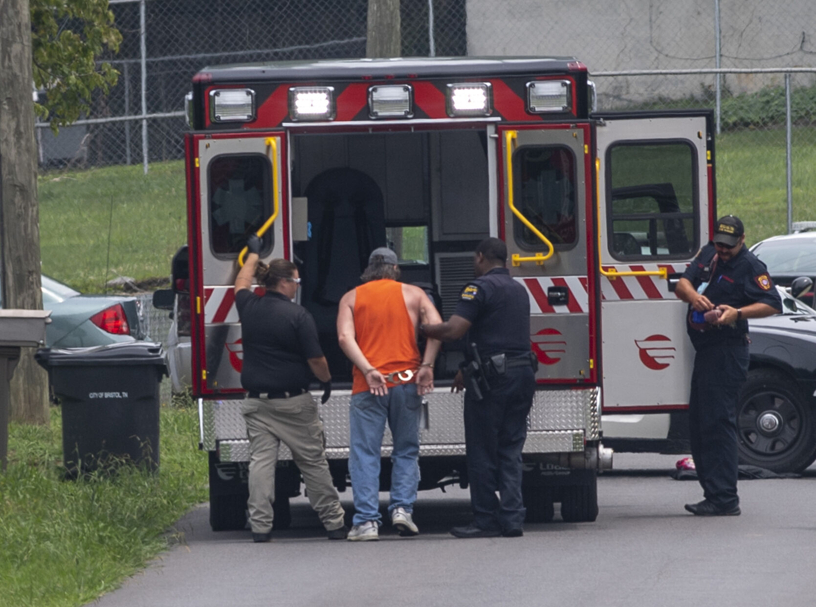 Bristol Tennessee Police Standoff 07